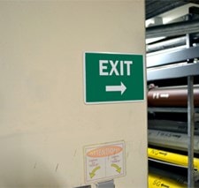 types-of-wayfinding-signs-directional-float